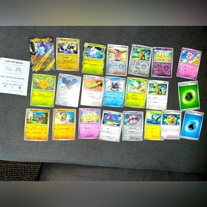 Rare Specials, Holos, Reverse Pokemon Cards 22 legendary pokemon